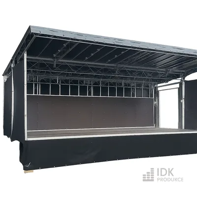Mobilní pódium 7,5 x 3,75m